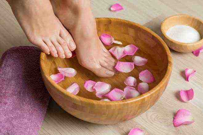 Pedicure at home for foot care