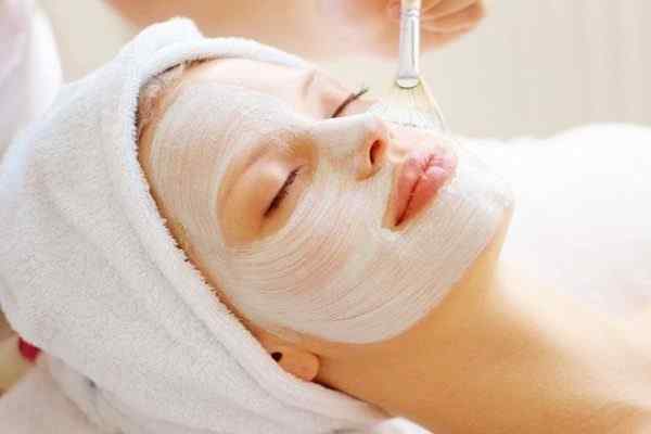 How To Use Face Bleach Benefits Of Bleaching Face Make Bleach at Home bleach karne ka sahi tarika in hindi