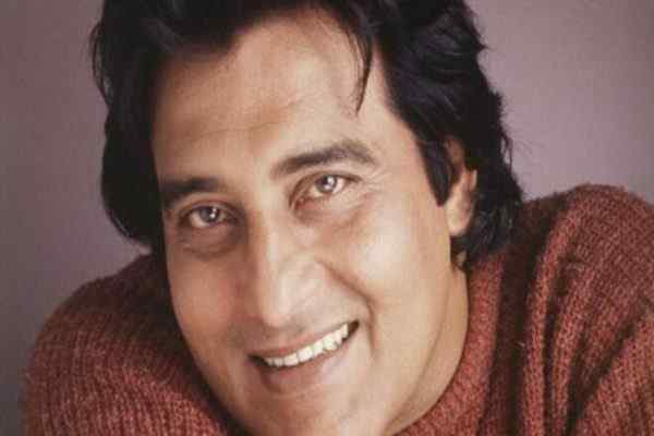 Biography of Vinod Khanna