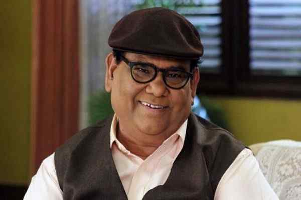 Biography of satish kaushik